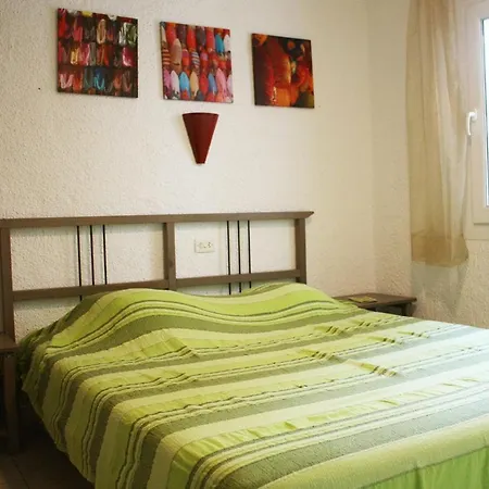 Mas Mundo - 4 Ferienhaeuser In Calonge / Apartment Girona